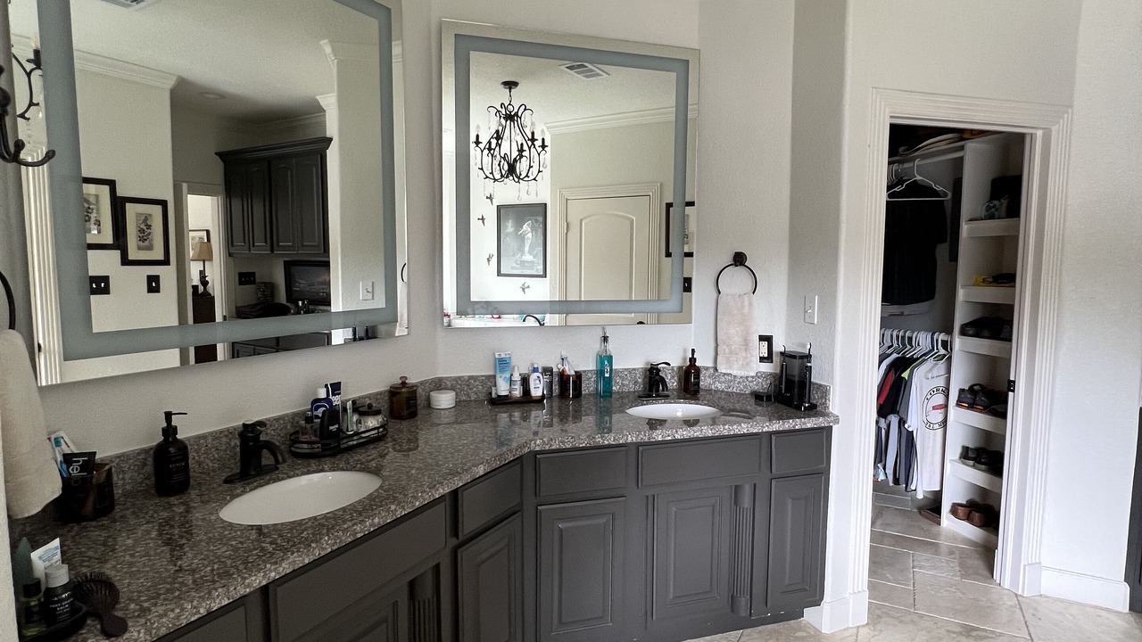 Photo of Bathroom in Sweeny