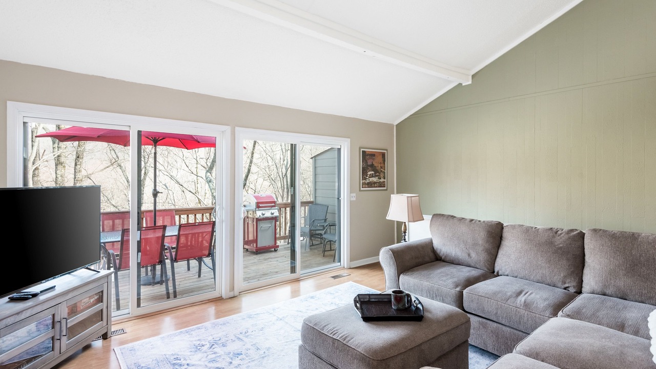 Photo of Livingroom in Jasper