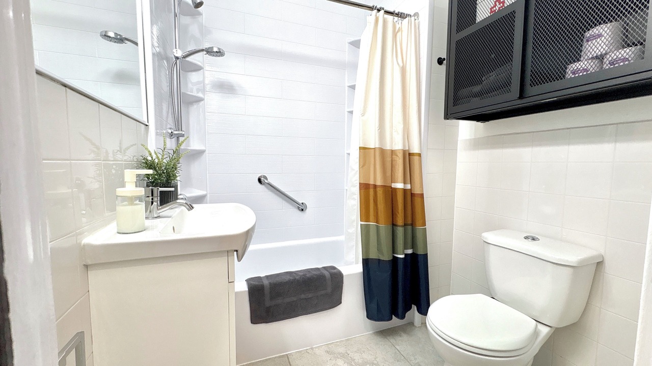 Photo of Bathroom in La Cite-Limoilou