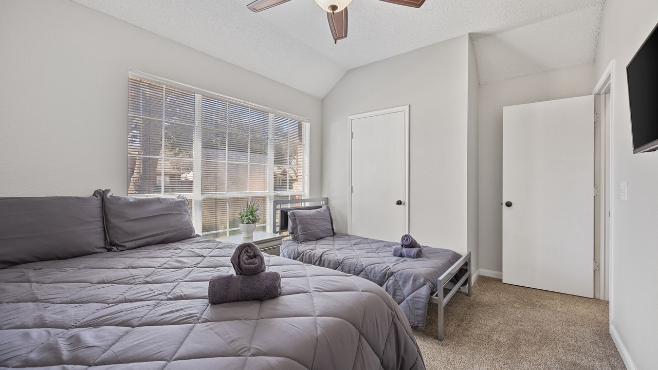 Photo of Bedroom in Allen