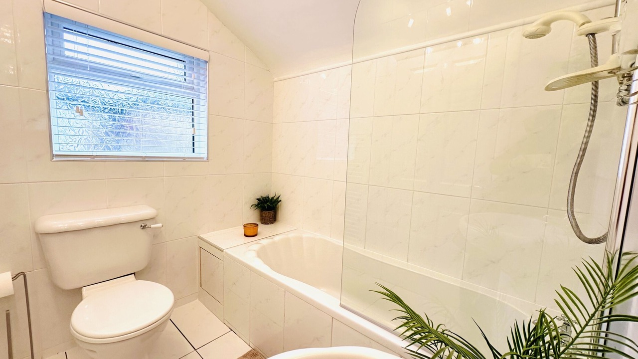 Photo of Bathroom in Muston