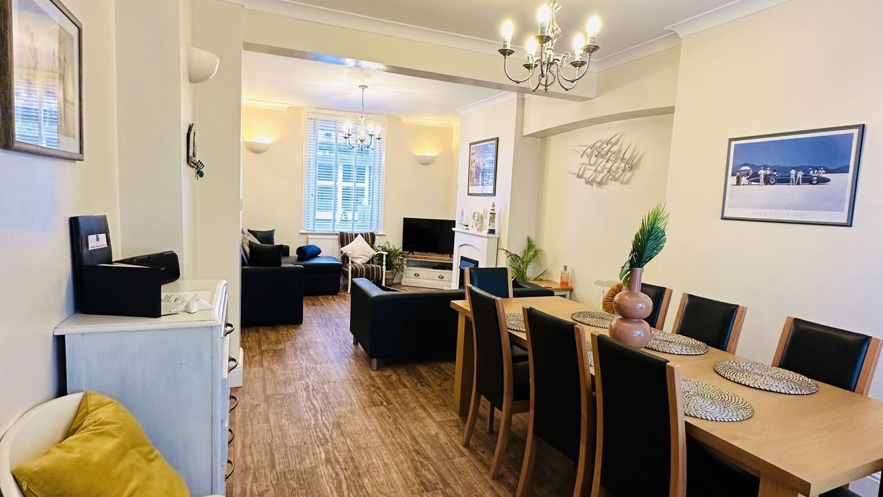 Photo of Others in Muston