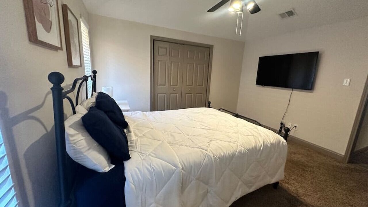 Photo of Bedroom in Northeast Carrollton
