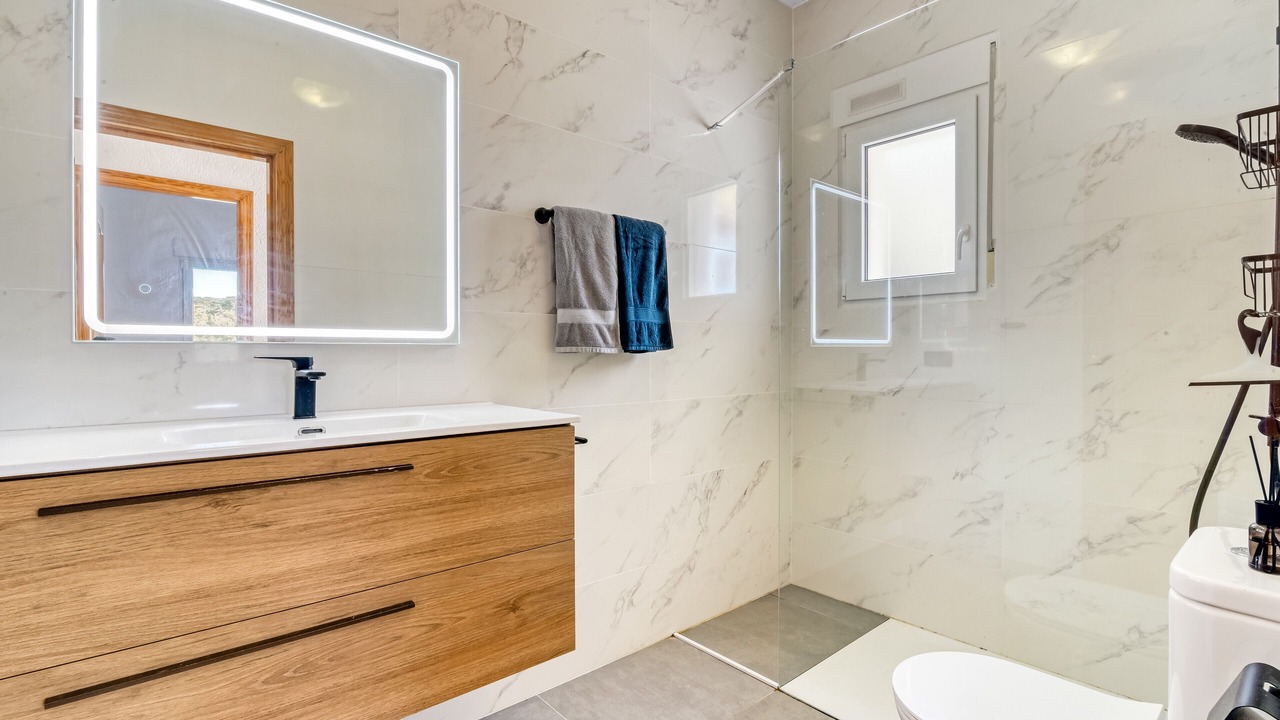Photo of Bathroom in Pedreguer