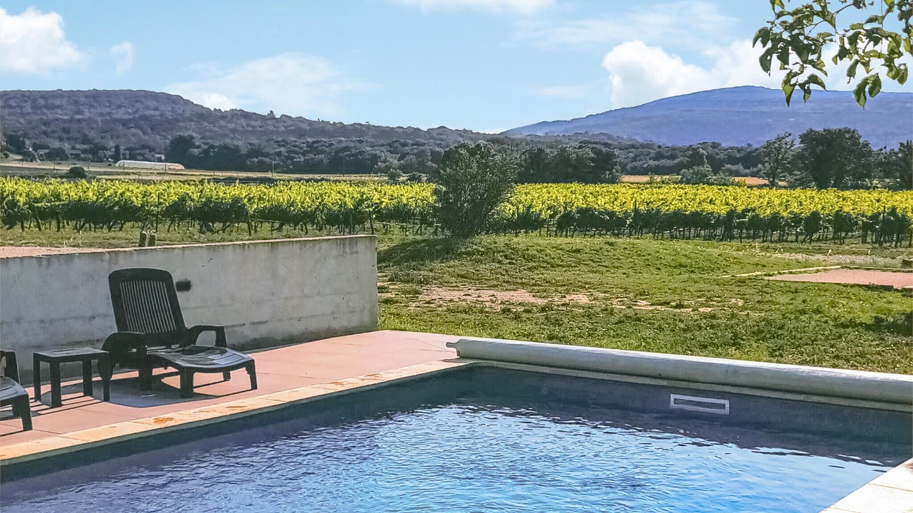 Photo of Outdoor in La Garde-Adhemar