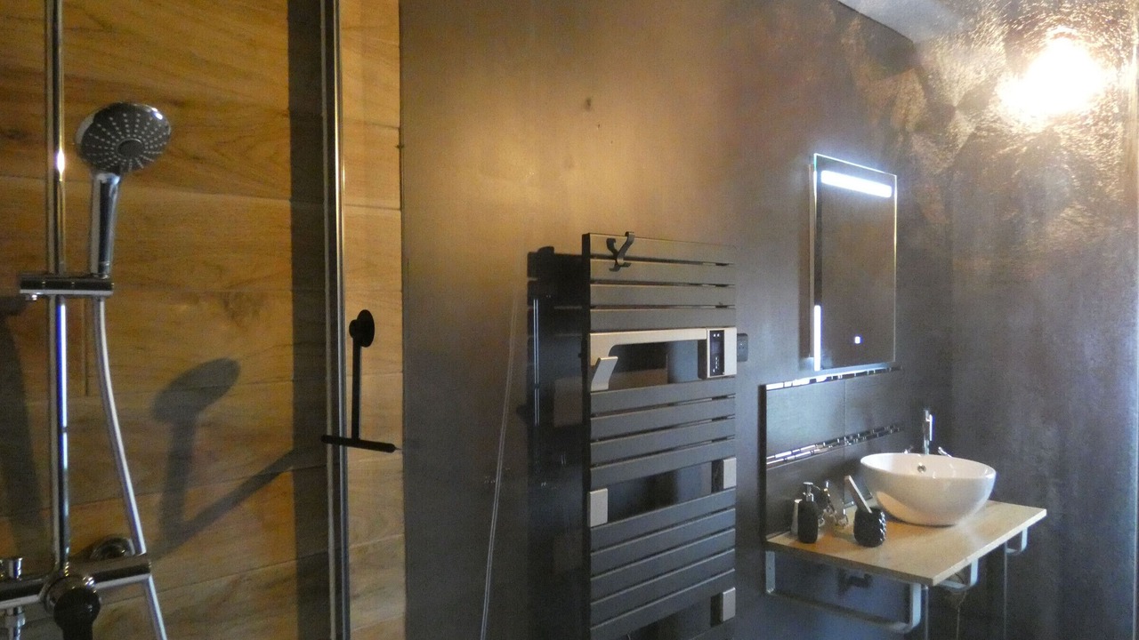 Photo of Bathroom in Janville