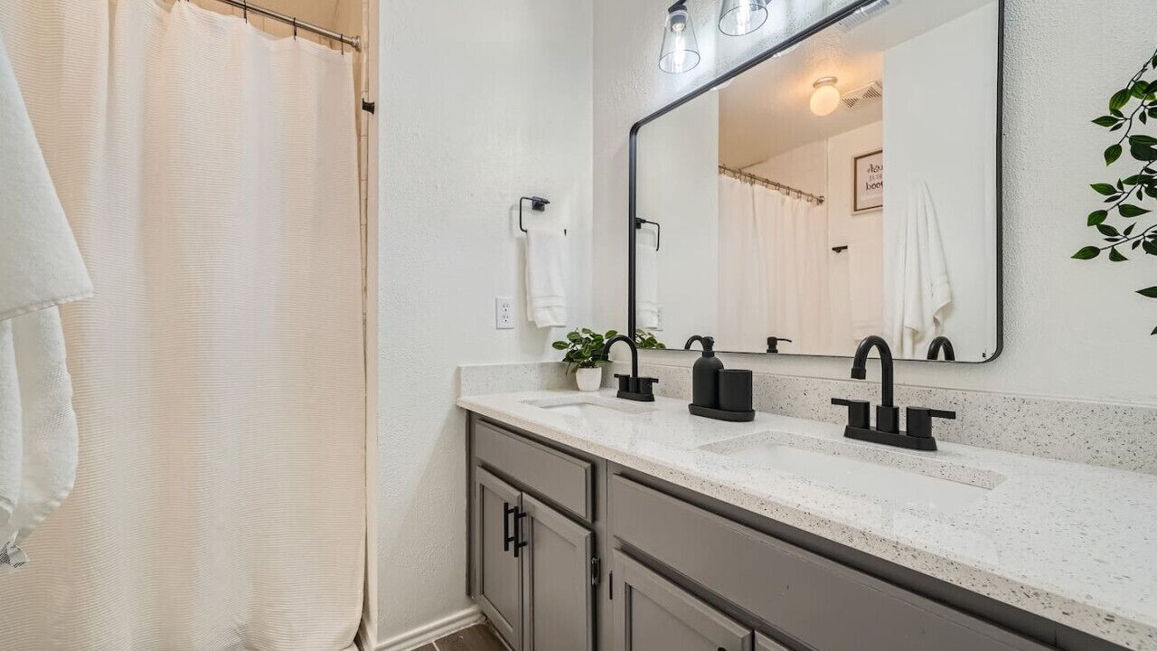 Photo of Bathroom in Round Rock