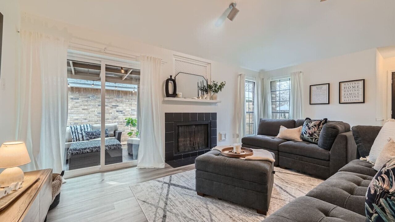 Photo of Livingroom in Round Rock