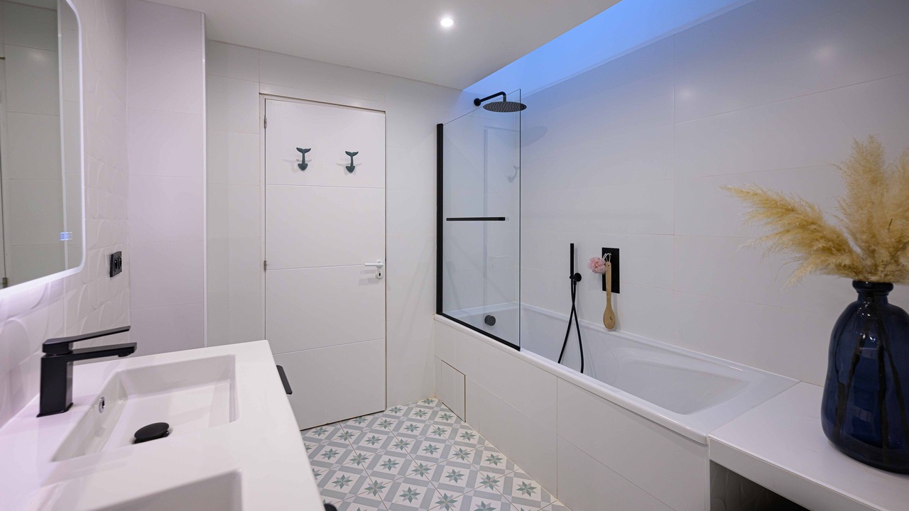 Photo of Bathroom in Clamart