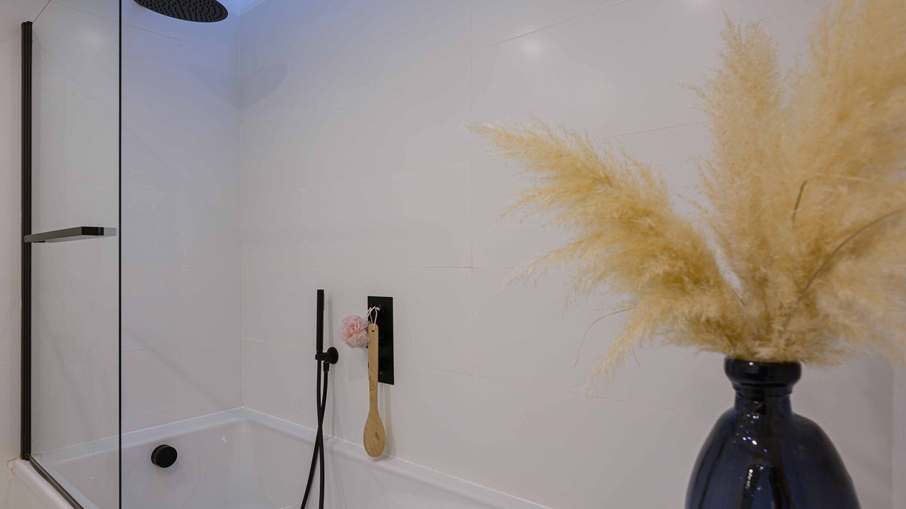 Photo of Bathroom in Clamart