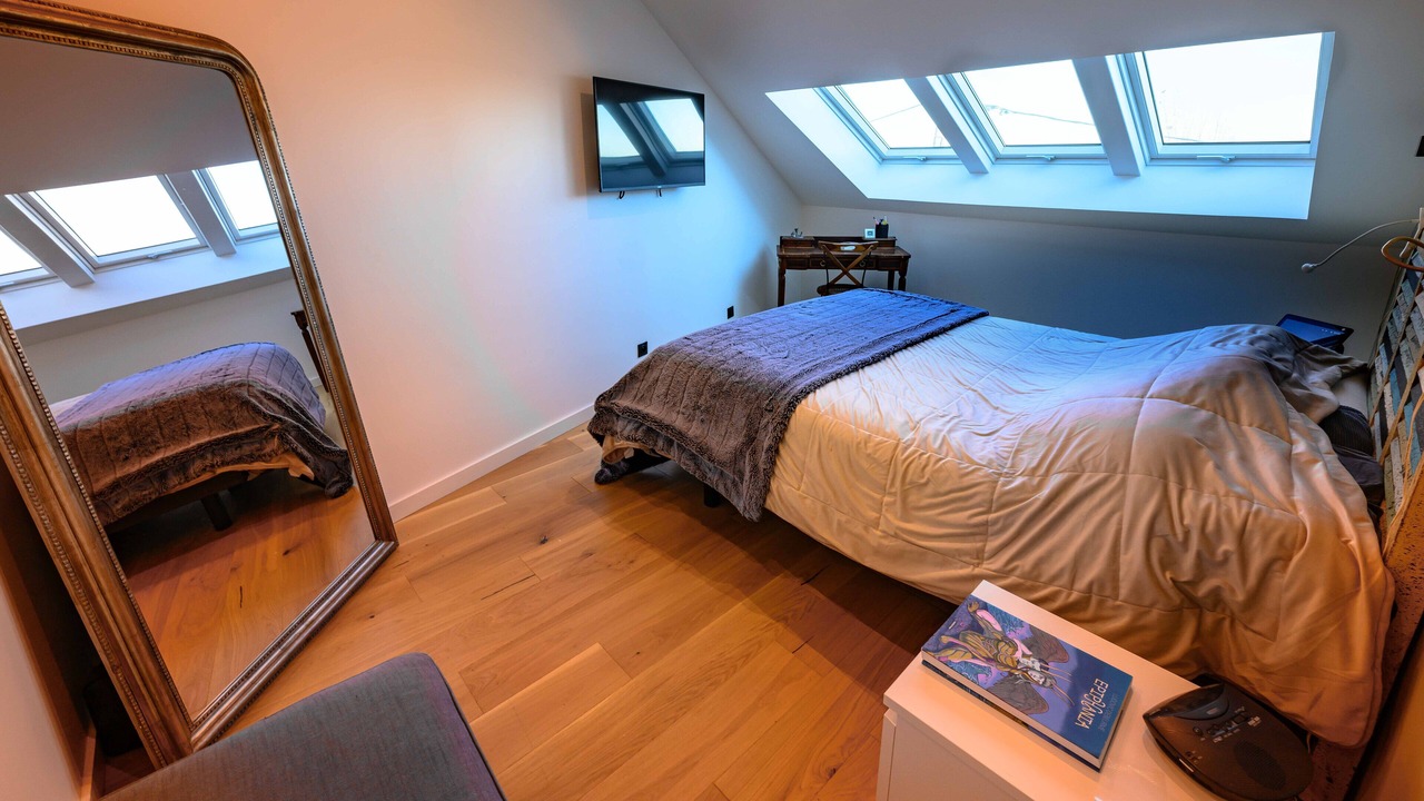 Photo of Bedroom in Clamart
