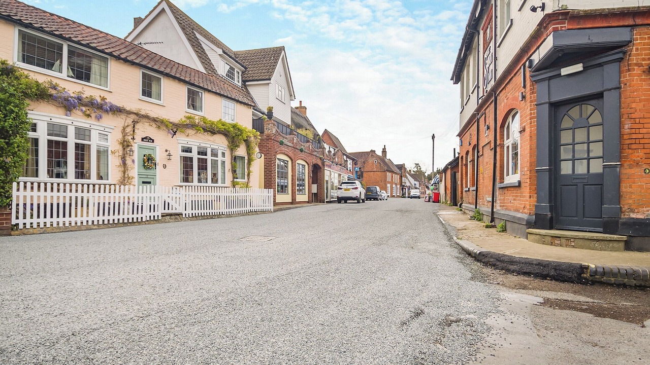 Photo of Others in Horning