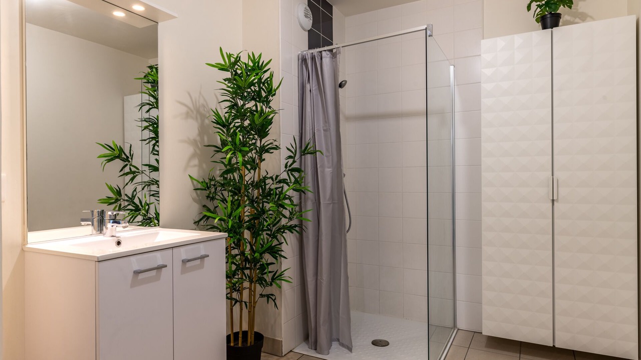 Photo of Bathroom in Louviers