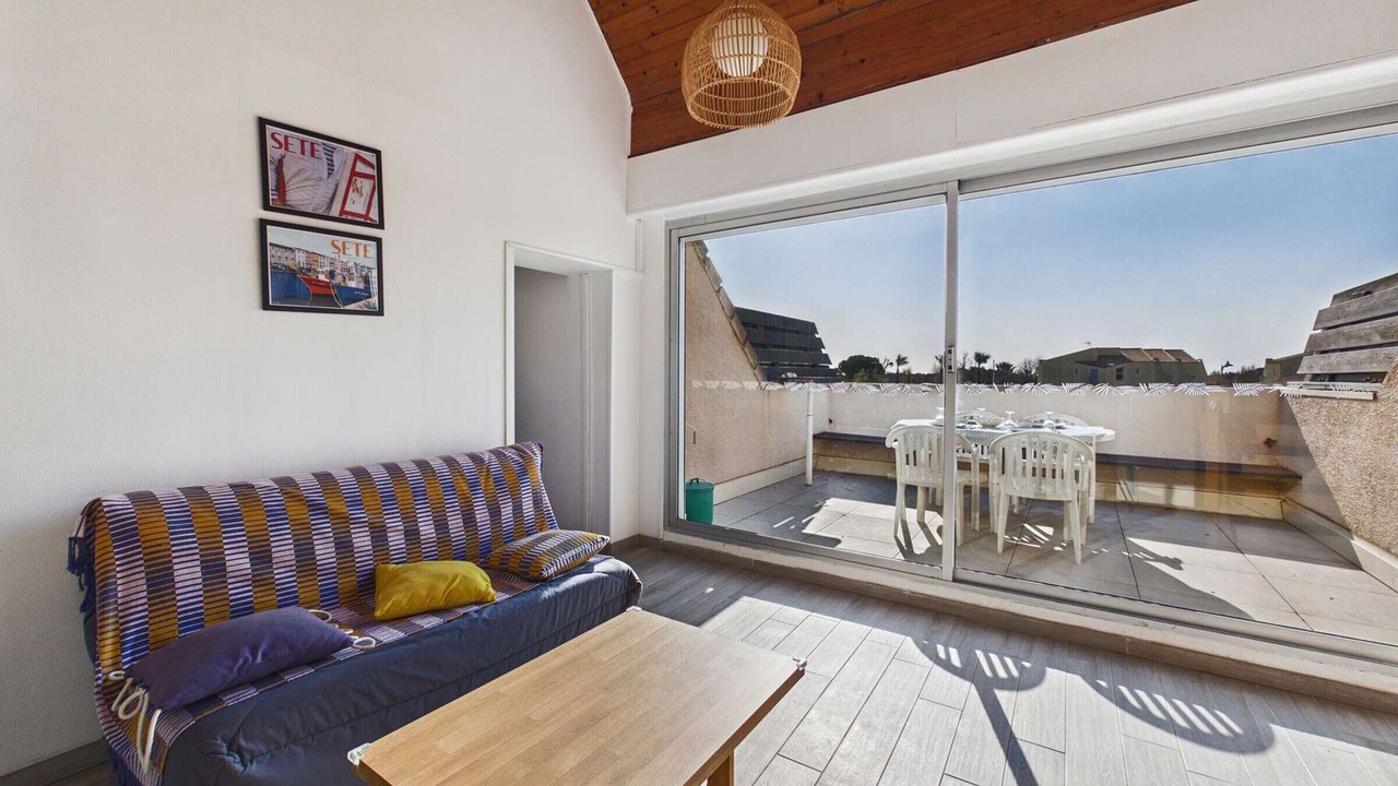 Photo of Livingroom in Marseillan Plage
