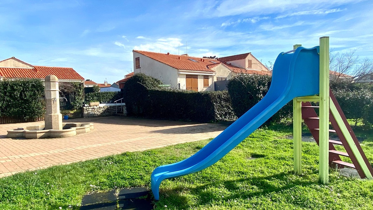 Photo of Others in Brem Sur Mer