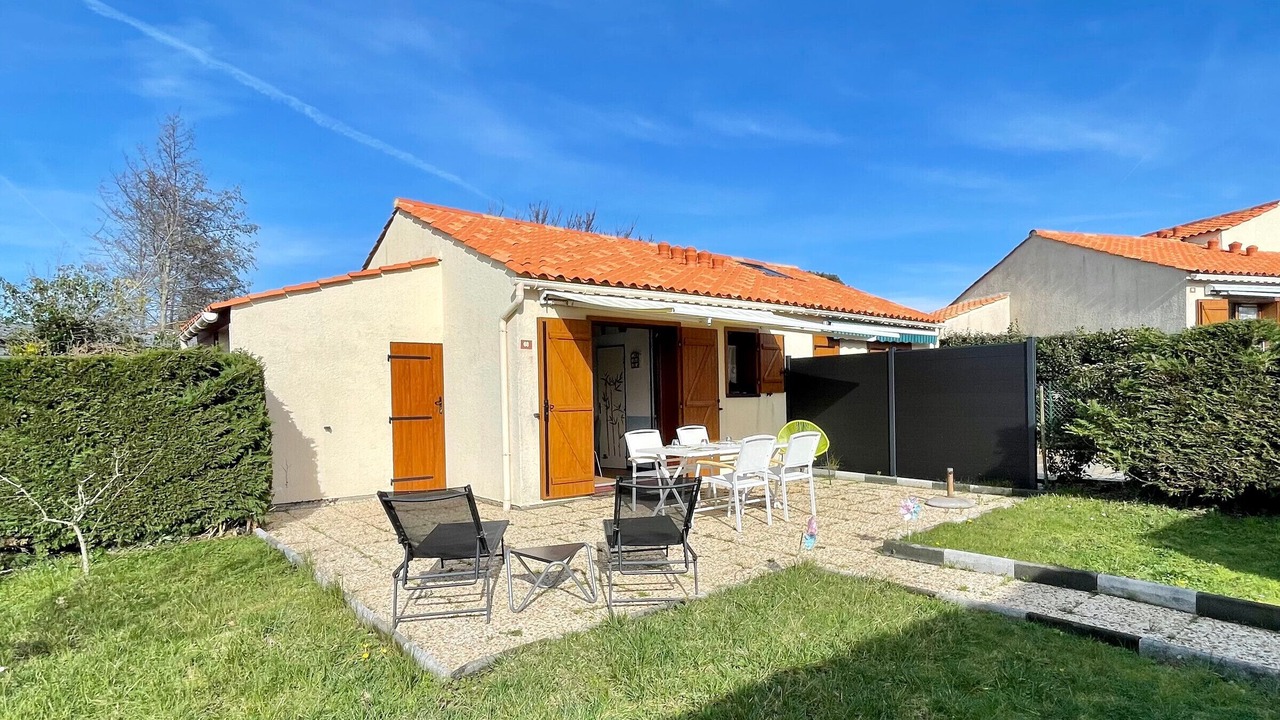Photo of Outdoor in Brem Sur Mer