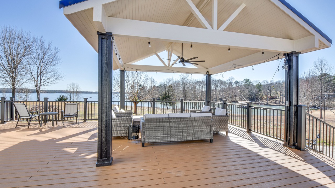 Photo of Patio Balcony in Townville