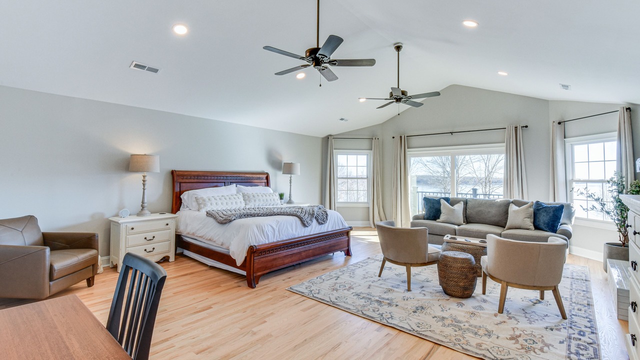 Photo of Others in Townville