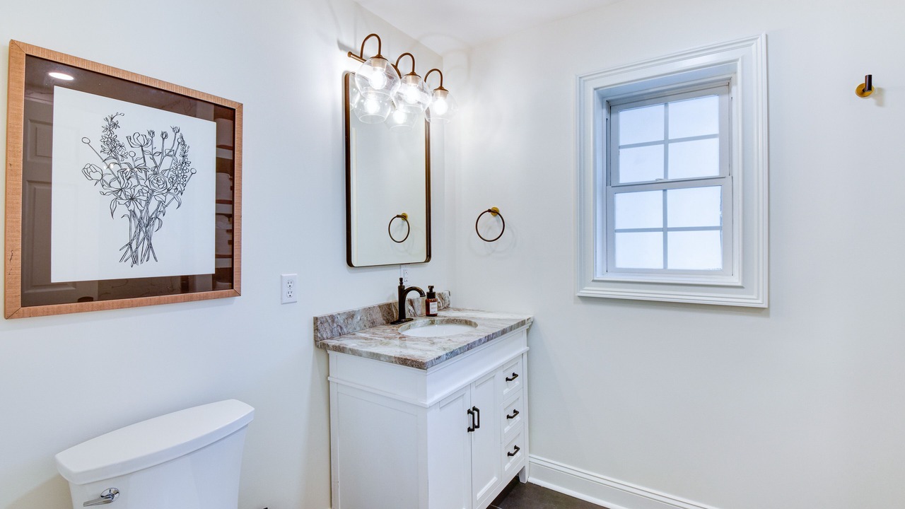 Photo of Bathroom in Townville