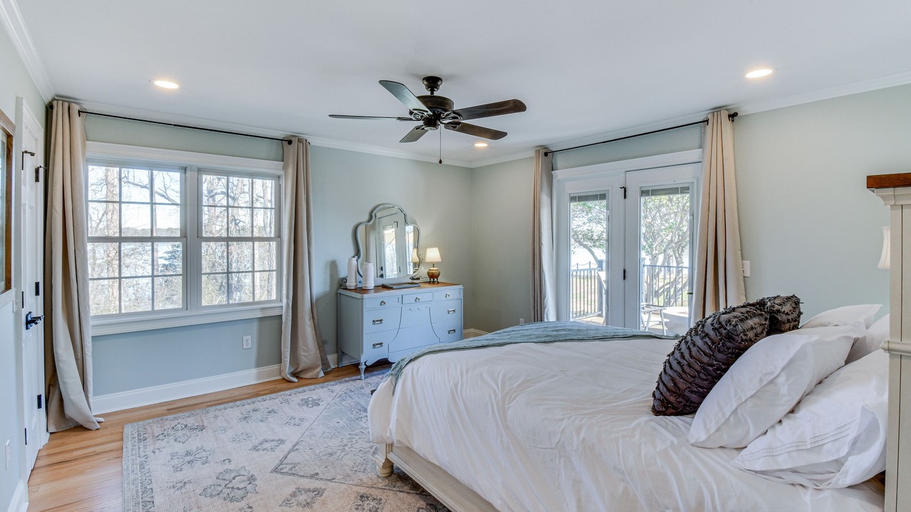 Photo of Others in Townville