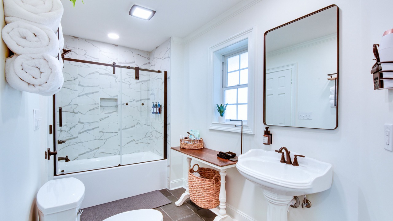 Photo of Bathroom in Townville