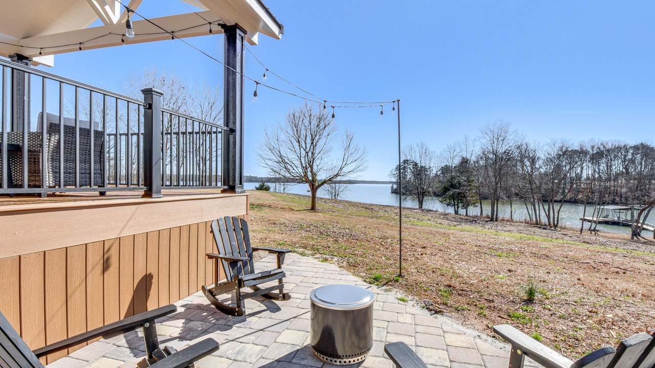 Photo of Patio Balcony in Townville