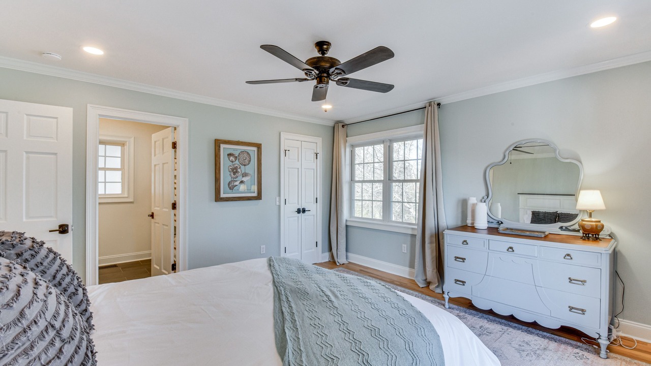 Photo of Bedroom in Townville