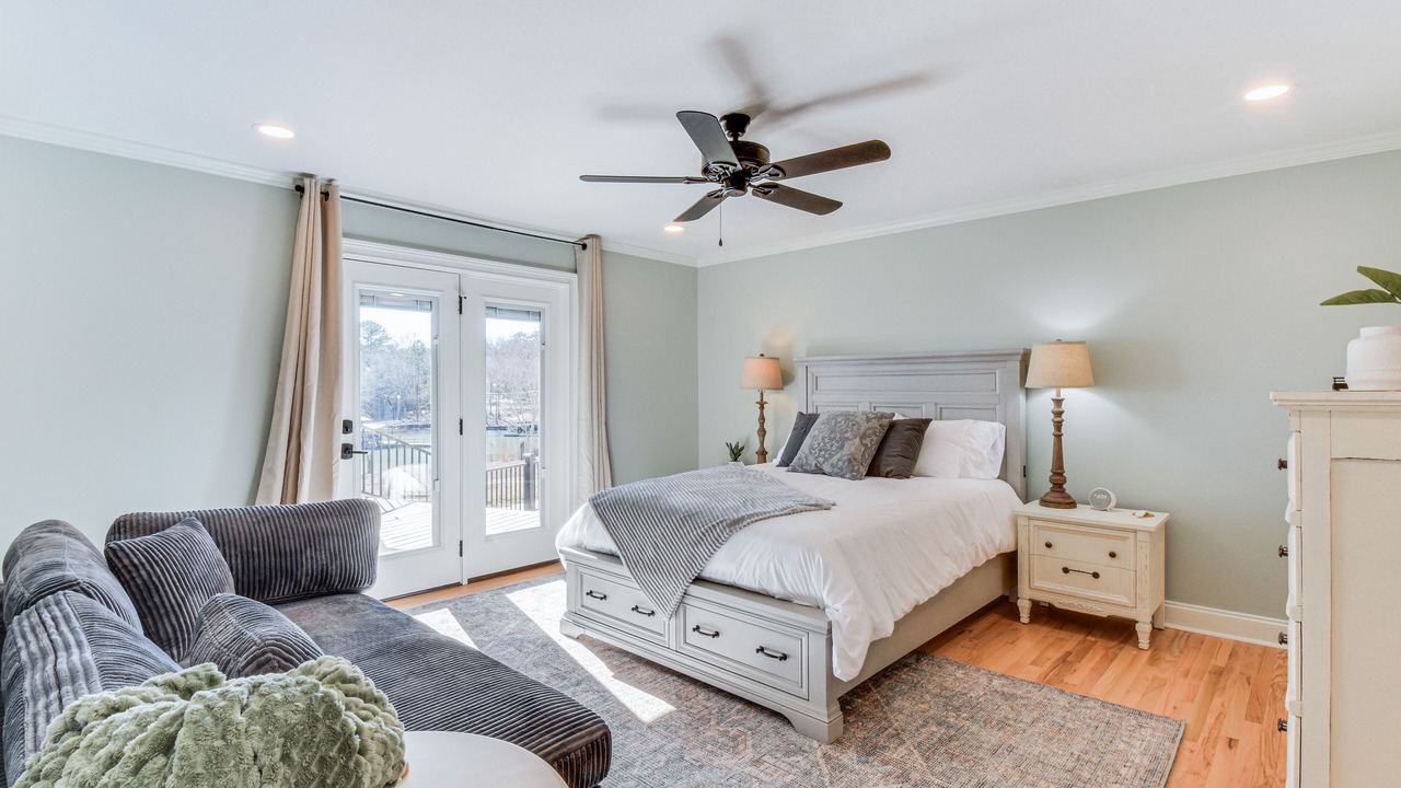 Photo of Others in Townville