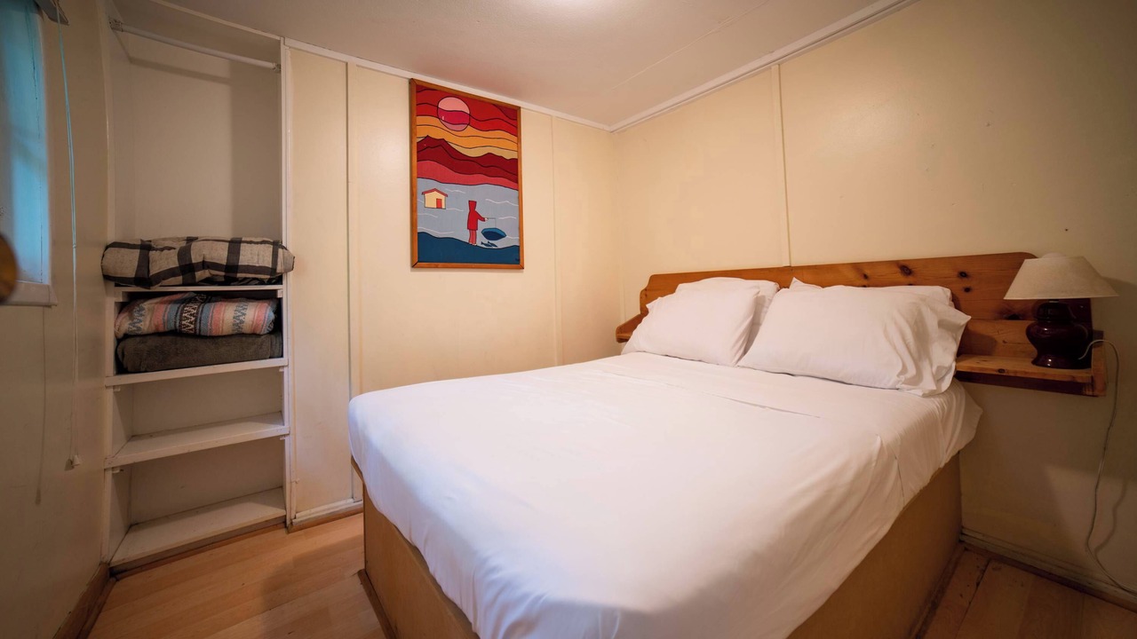 Photo of Bedroom in Gravenhurst