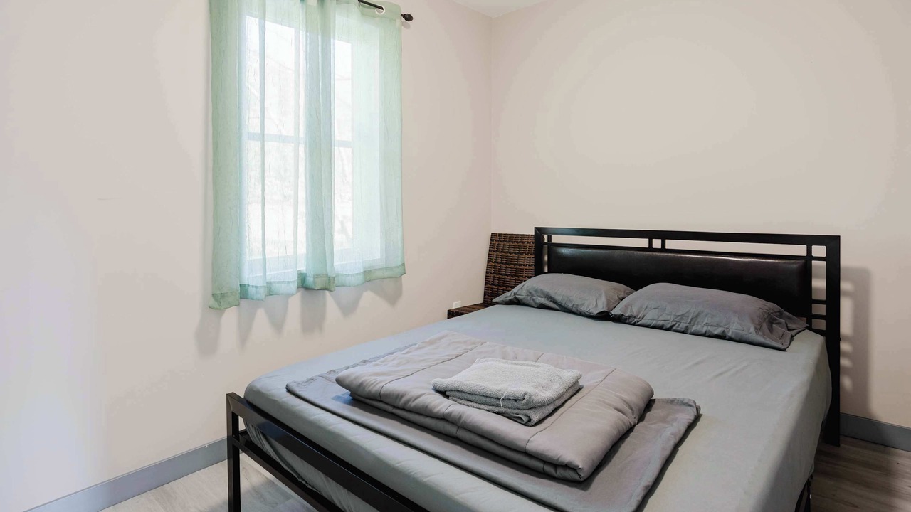 Photo of Bedroom in Gravenhurst