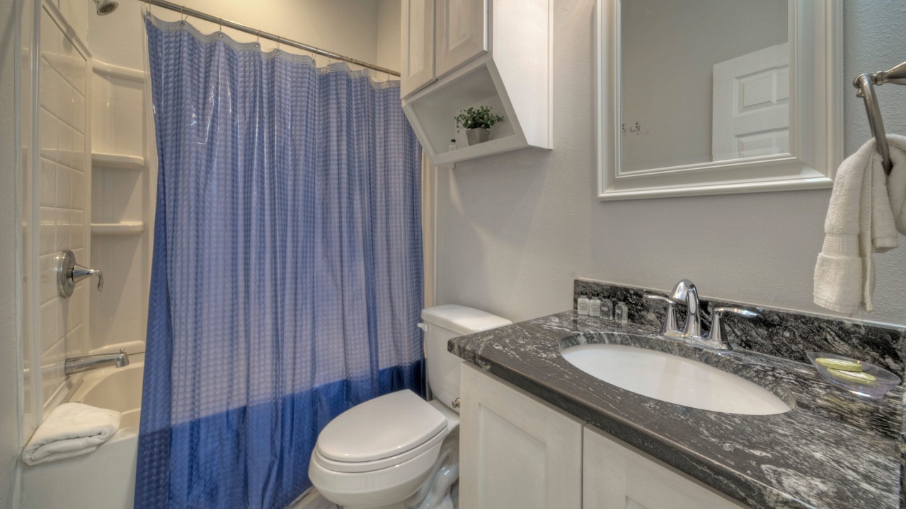 Photo of Bathroom in Flour Bluff