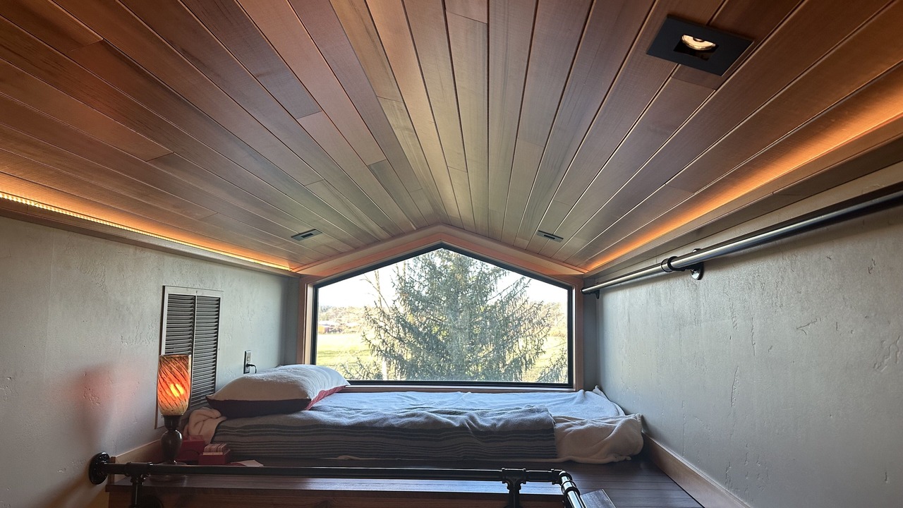 Photo of Bedroom in Grants Pass
