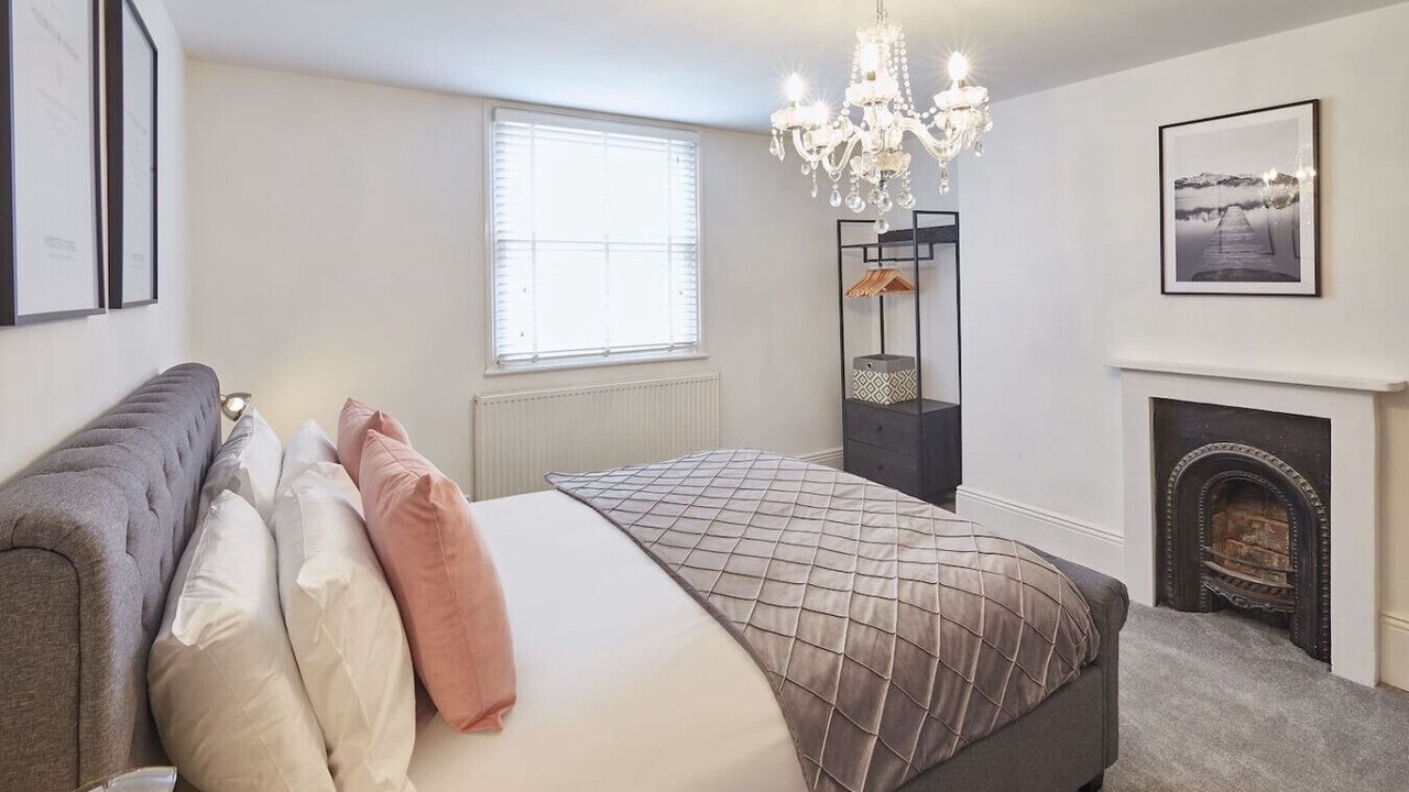 Photo of Bedroom in West Cliff