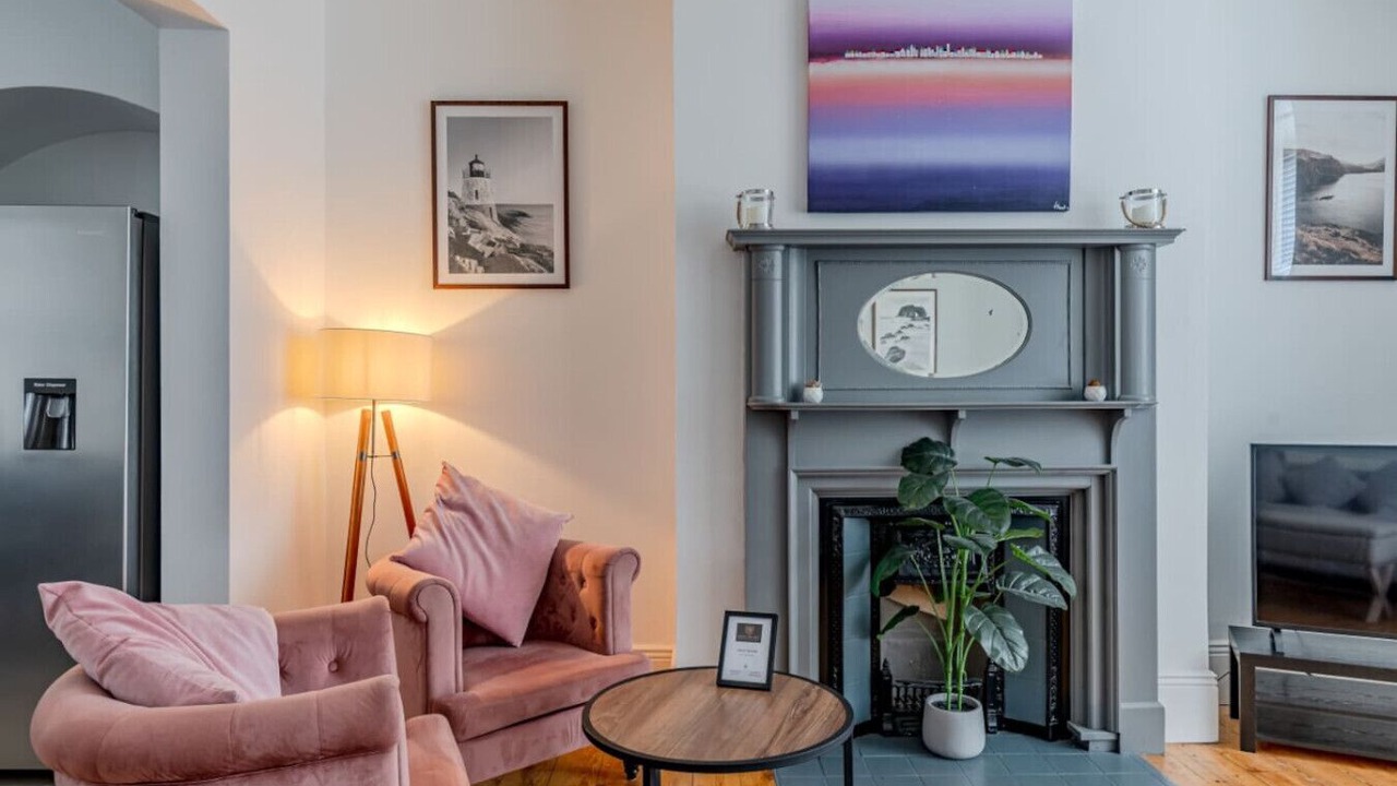 Photo of Livingroom in West Cliff