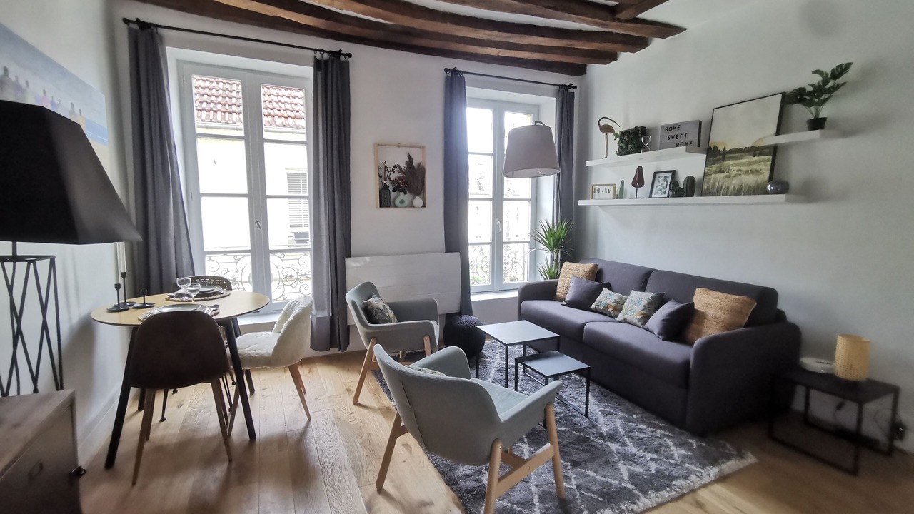 Photo of Livingroom in Saint-Germain-en-Laye