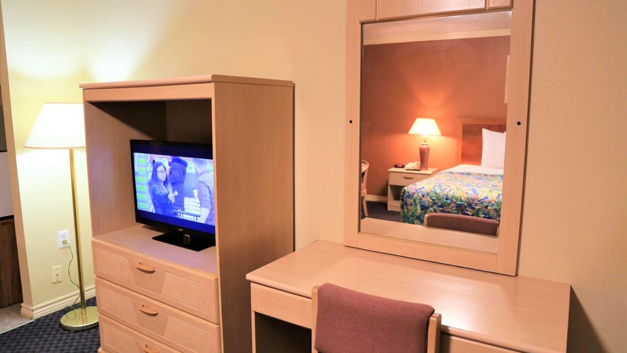 Photo of Bedroom in Beeville