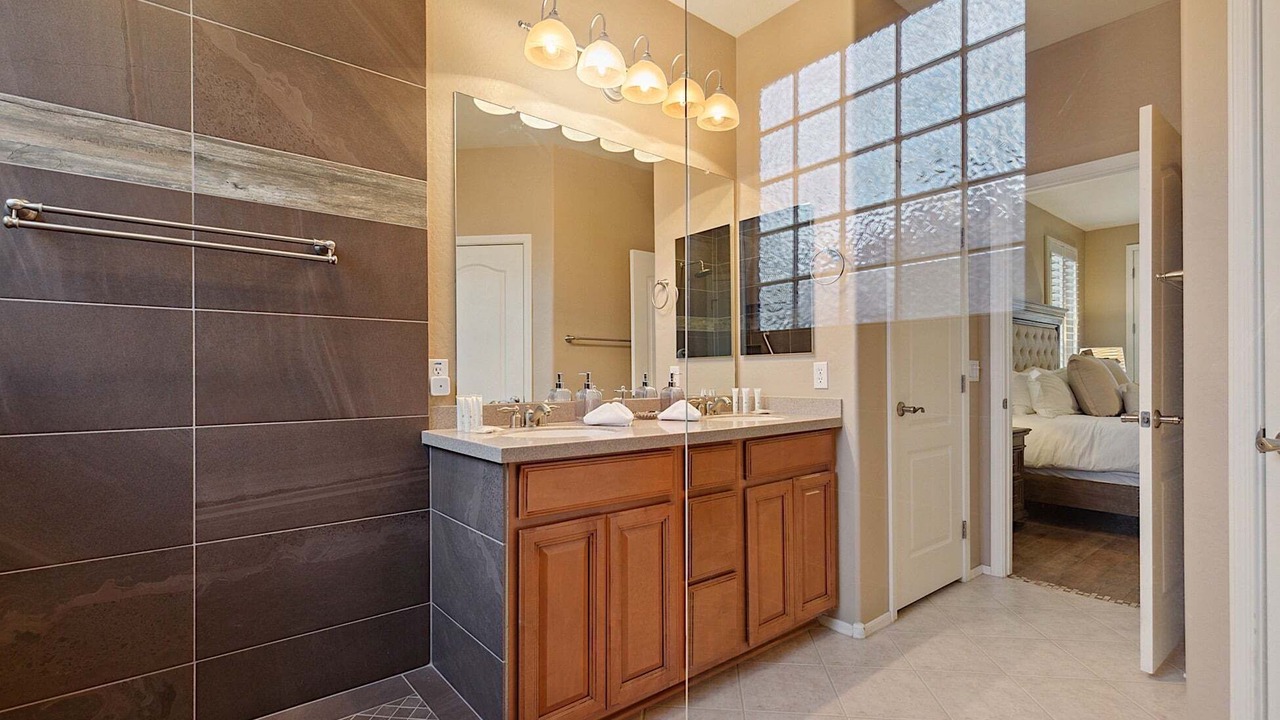 Photo of Bathroom in Canyon Trails West