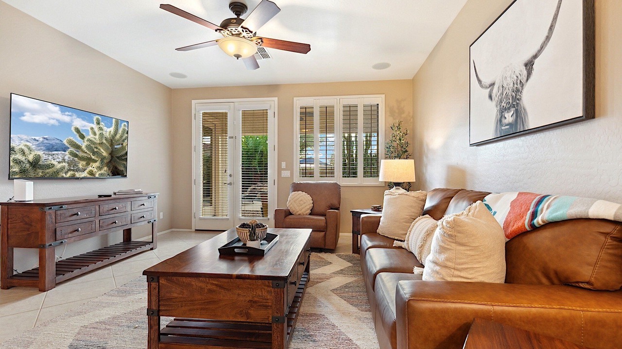Photo of Livingroom in Canyon Trails West