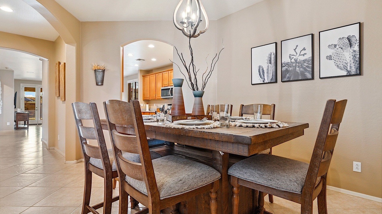 Photo of Livingroom in Canyon Trails West