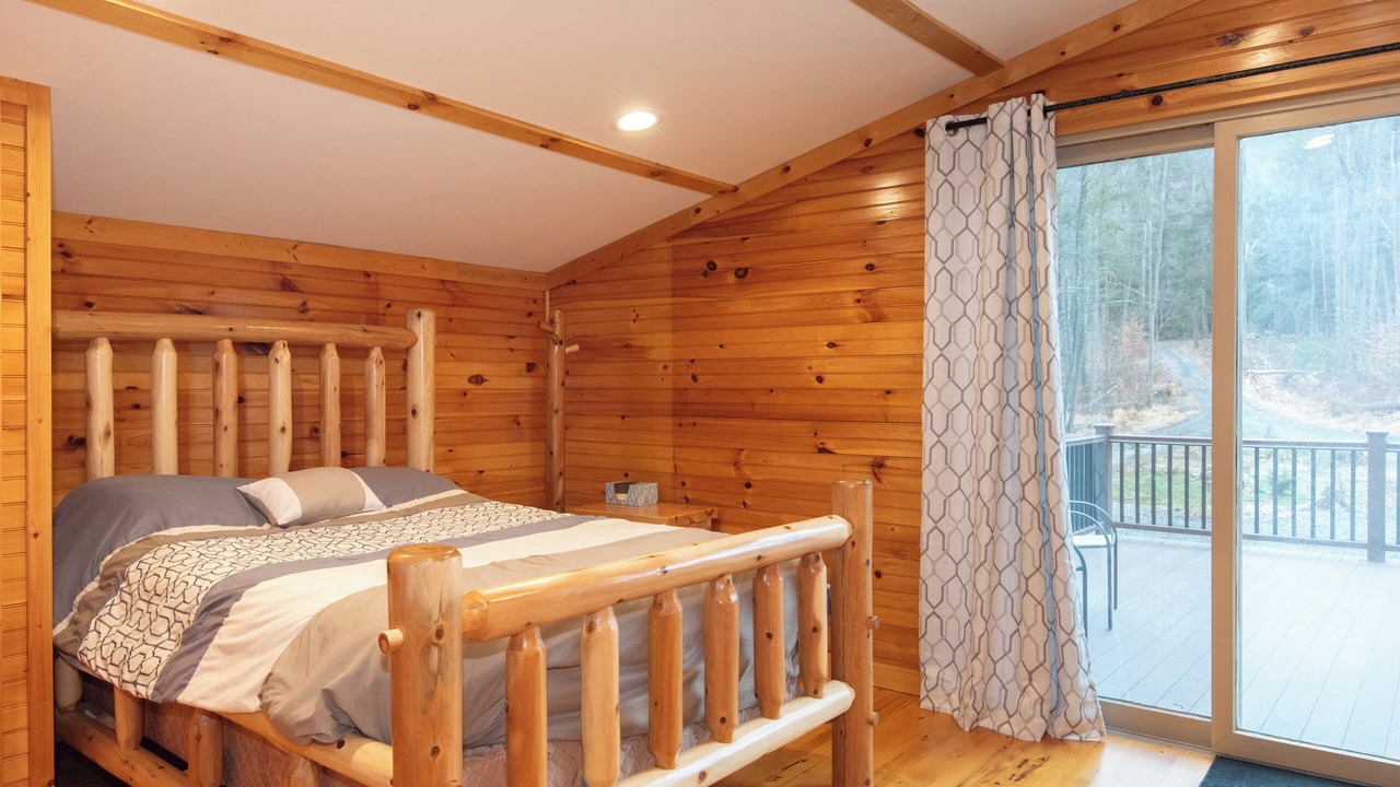 Photo of Bedroom in Woodward