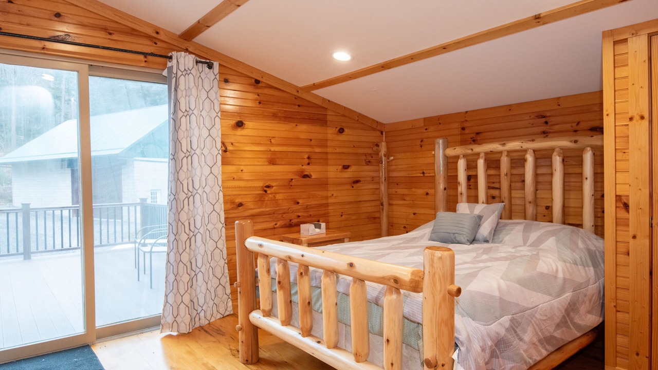 Photo of Bedroom in Woodward