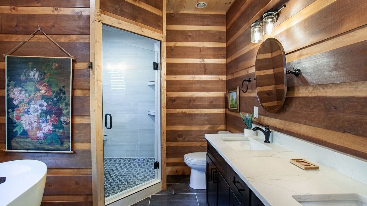 Photo of Bathroom in Wears Valley