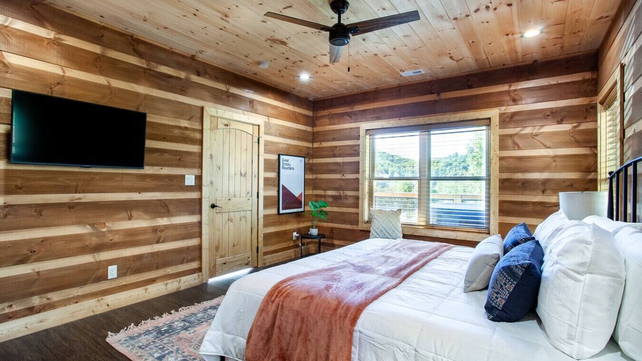 Photo of Bathroom in Wears Valley