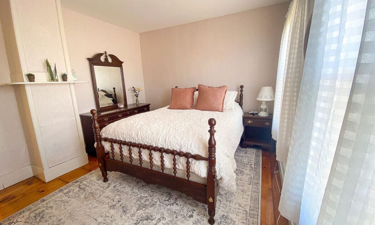 Photo of Bedroom in Pine Point