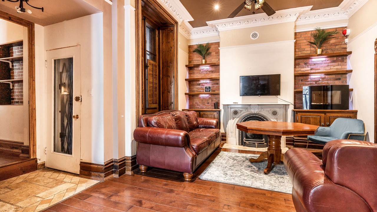 Photo of Livingroom in Downtown Montreal