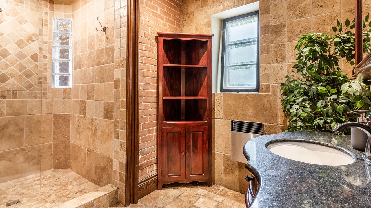 Photo of Bathroom in Downtown Montreal