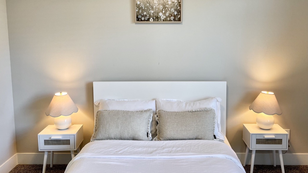 Photo of Bedroom in White Center