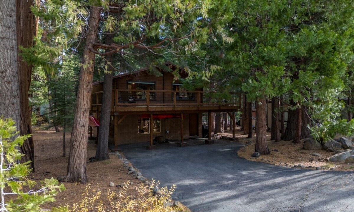 Photo of Others in Tahoma