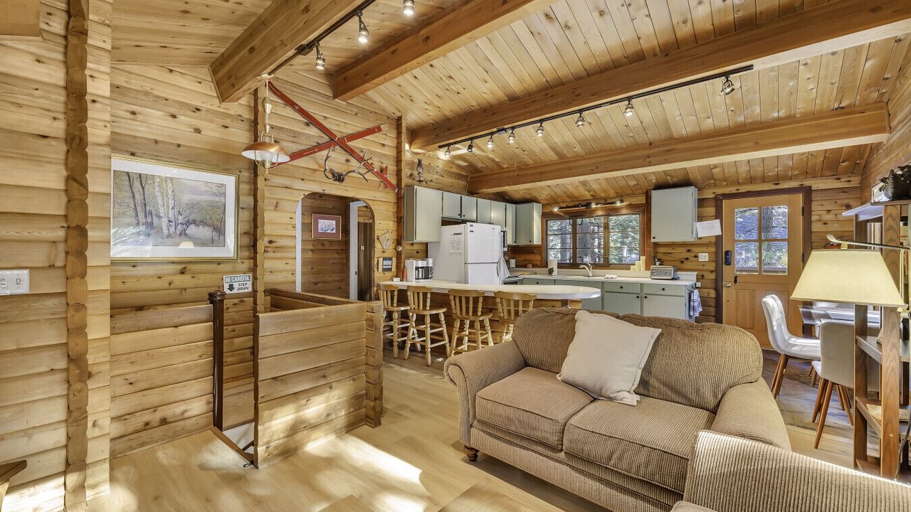 Photo of Bedroom in Tahoma