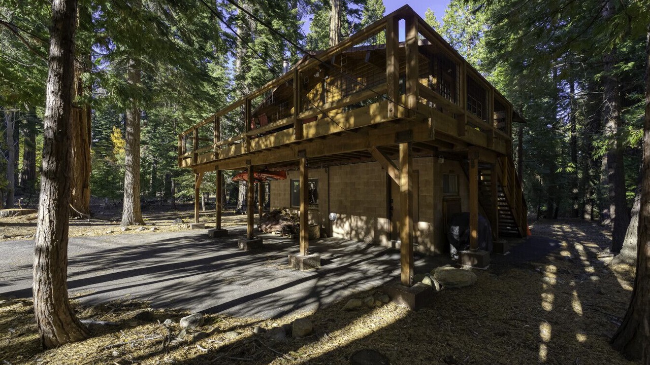 Photo of Outdoor in Tahoma
